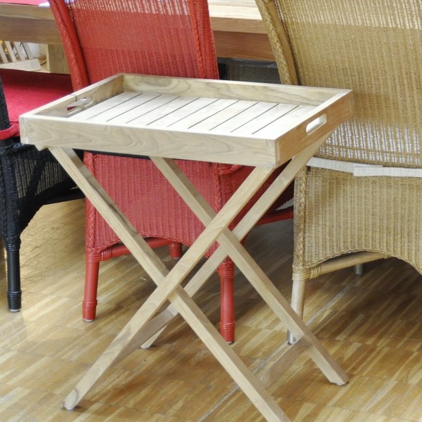 Abnehmbares Serviertablett Guéridon aus Teakholz massiv mit Gestell, in Handarbeit vom Schreiner gefertigt, Massivholz Tablett fuer den Garten oder das Esszimmer mit Gestell, Beistelltisch aus bestehend aus Gestell und Tablett, Wunschmass ohne Aufpreis moeglich, Manufaktur und Design Muenchen