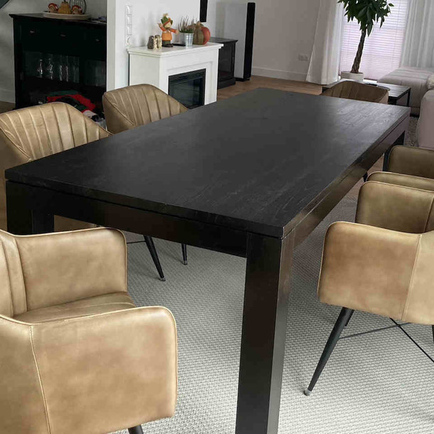 Esstisch Frankfurt aus Teak Massivholz, in der Farbe Schwarzbraun Esstische nach Wunschmaß und Wunschfarbe ohne Aufpreis, Esszimmer Moebel langlebig, komfortabel, massiv in bester Qualitaet in Muenchen, MOEBEL KOLONIE Wohnen auf Mass