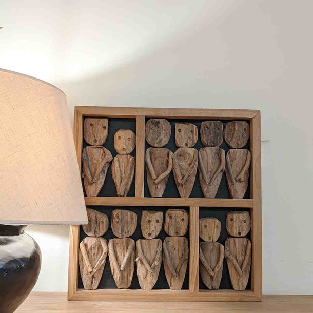 Handgemachtes Wandbild, Wall People, aus recyceltem Teakholz, Kunst Unikate