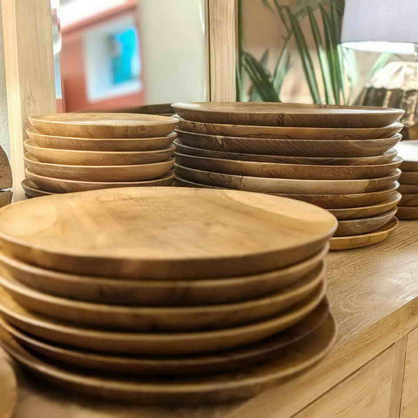 Holzteller aus Teak