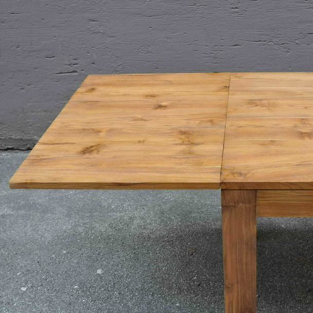 Massivholz Tisch Frankfurt aus Teak erweiterbar, Handarbeit vom Schreiner, aus PlantagenTeakholz, in der Farbe Natur aus unserer MOEBEL KOLONIE Farbpalette und in der gebuersteten rustic Ausfuehrung, in anderen Farben und Groessen konfigurierbar, Mass Moebel ohne Aufpreis Muenchen